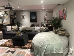 Lynn's Cozy Nest - Image 2