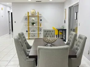 Family-Friendly Home Near Beach + Golf + Parks - Image 3