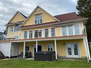 Family cottage on the waterfront - Image 2
