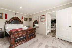 The Roseville Ridge Retreat - Image 4