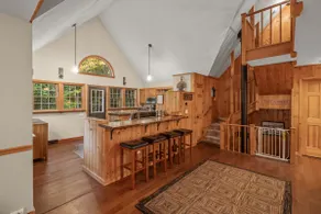Red Hemlock Retreat | Hot Tub & Close To Mountains - Image 2