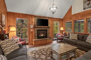 Red Hemlock Retreat | Hot Tub & Close To Mountains - Image 5