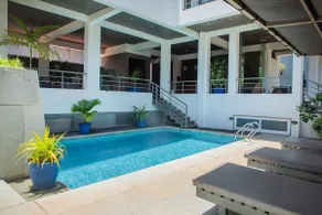 Luxury New York Style Apmt with Private Jacuzzi - Image 3