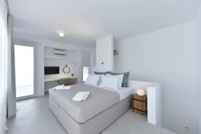 Villa Aethereal with Private Pool and Town Views - Image 4