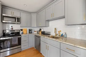 The Dreamcatcher ~ Luxury New Apt, Prime North End - Image 3