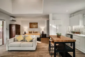 Sontaya - Lakeside Studio Villa - Image 3