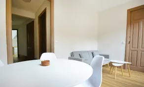 Divine Light Apartment - Image 3