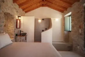 Kalli's Stone Houses - The Arch - Image 5