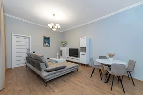 The Comfort Ap 3 by Polo Apartments - Image 2