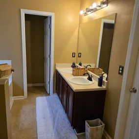 Spacious family getaway! - Image 4