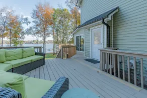 Dockside Retreat *Lakefront* - Image 5