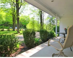 Spacious, renovated Beach House - Image 3