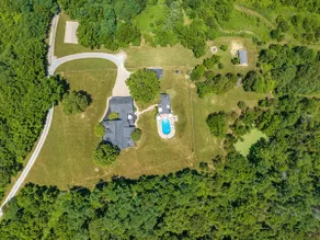 High Spirits | Pool, Hot Tub, Games, Sleeps 20 - Image 5