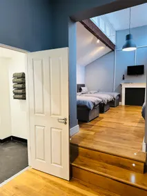 Flat 6 Character Apartment for up to 5 guests - Image 4