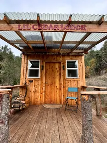 Lil Cedar Lodge - Image 2