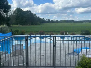 Beautiful house on a quiet farm in Lapeer County - Image 2