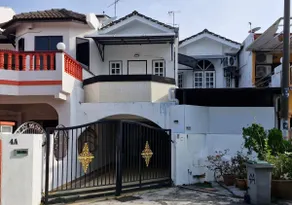 JONKER Home 1 Walking Distance To Banda Hilir - Image 5