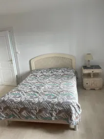 Apartment opposite the train station - Image 3