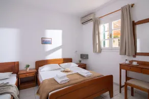 Comfortable Apt Shared Pool & Beautiful Garden - Image 5