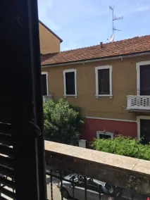 Milan: HOUSE WITH PRIVATE GARDEN AND PARKING - Image 2