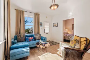 Ocean Bliss Cottage - Image 2