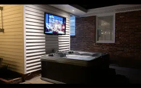 New 5Star Luxury/Putting Green/Hot Tub/EV/Fire Pit - Image 2