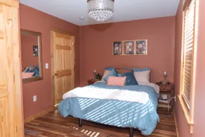 The Oak Tree House-Hot Tub, Firepit, Mtn Views! - Image 3