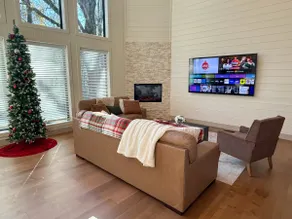 The Treehouse · Huge 85” TV & Star Deck! Must See! - Image 5