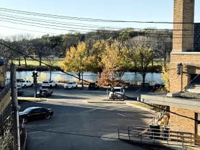 The Downtowner - Image 5