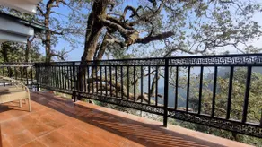 Sarins 'Mistville' 4BHK Villa Mall Road - Image 4