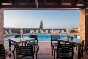 Spacious Apartment with Sea View & Shared Pool - Image 2