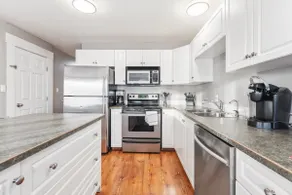 Executive 3 bedroom semidetached - Image 3