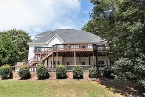 Year Round water Lake Hartwell 7 bedrooms - Image 5