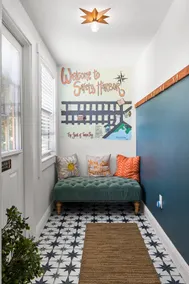 Retreat off Main Street - Image 2