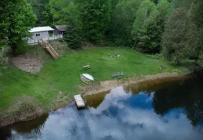 Paradise by the river - Image 2