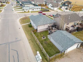Executive 5 bdrm 3 ba House - Image 2