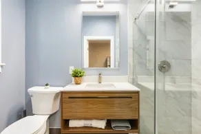 Oceanview two bed parking/Boston - Image 3