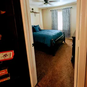 Dog Friendly Gated Cabin by Lake on Golf Course - Image 3