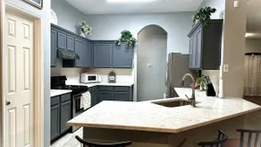 Spacious, family-friendly home! Free cancelation - Image 4
