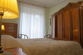 Vintage Apartment in the nodal point of Turin - Image 4