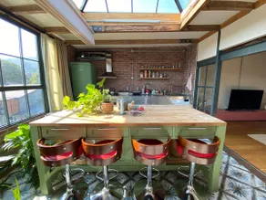 Trendy Apartment in the City Center! - Image 2