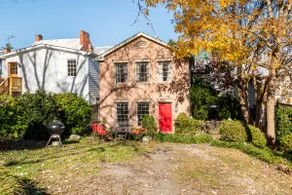Small Town Living: Historic District Guesthouse - Image 4