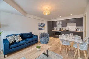 Alexandra House by Guestz - Image 3