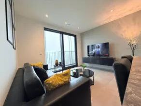 Charming one bedroom flat with terrace-BELV1 - Image 5