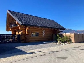 Amia Chalet - Image 2