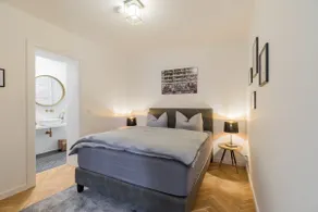 Stylish 1 Bedroom w/Balcony by Berlin Wall, Mitte - Image 3