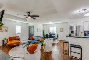 Cute Chic 2B 2B Duplex APT - Image 3