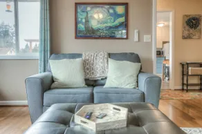 Spacious One-Bedroom on Beca - Image 5