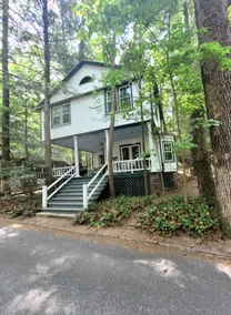 ​Heart of Mount Gretna | Central Forest Cottage - Image 3