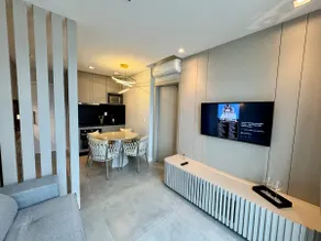 Luxurious apartment with sea view, decorated. - Image 3